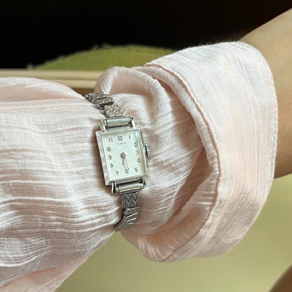 Vintage and Dainty Women's Watch